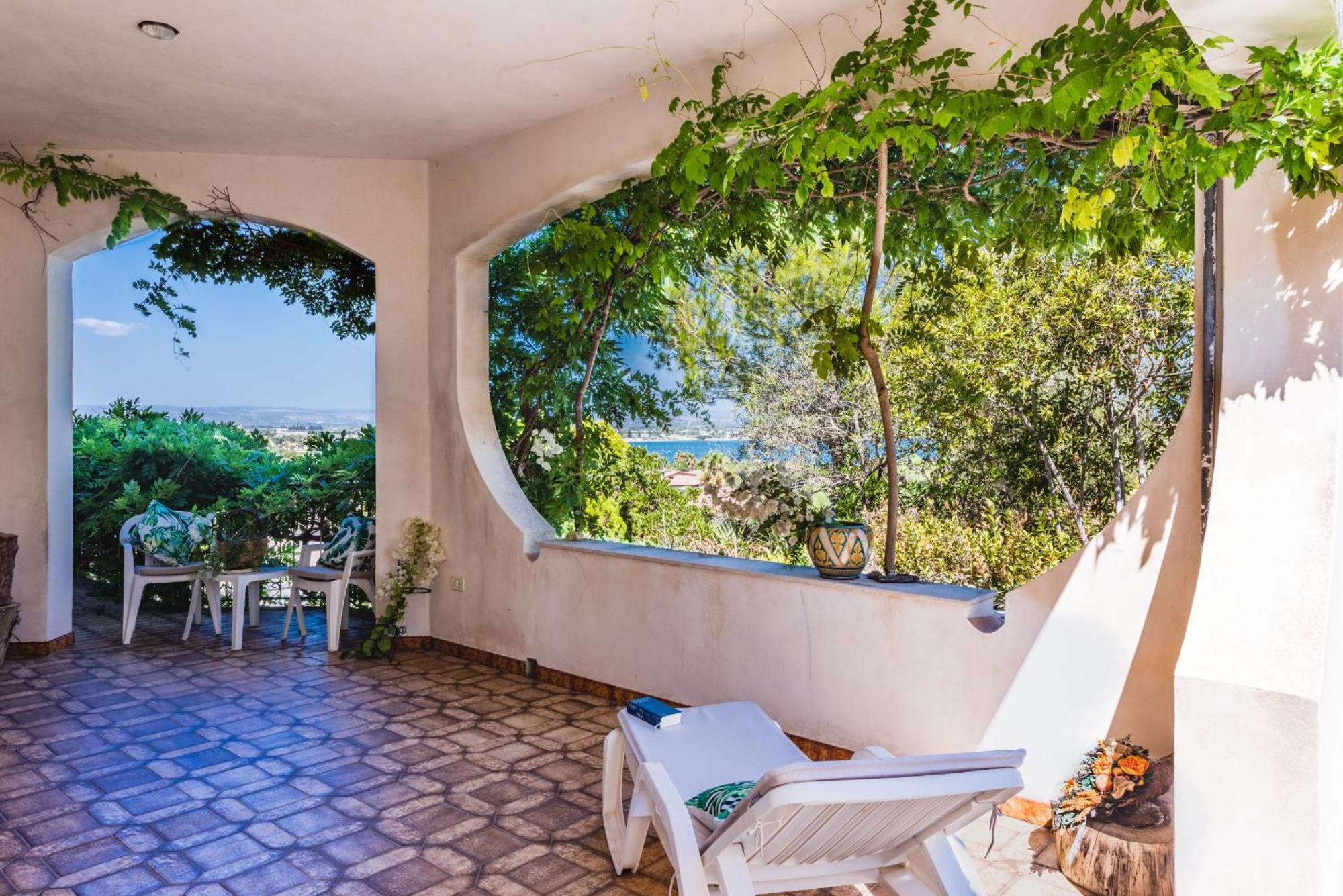 Galatea E Giardino Delle Esperidi With Pool By Wonderful Italy Appartamento